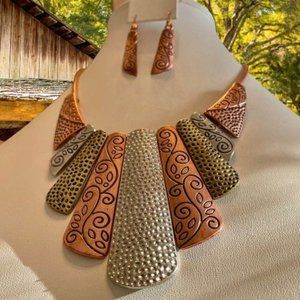 Exquisite Modern Mixed Metal Earrings & Necklace Set